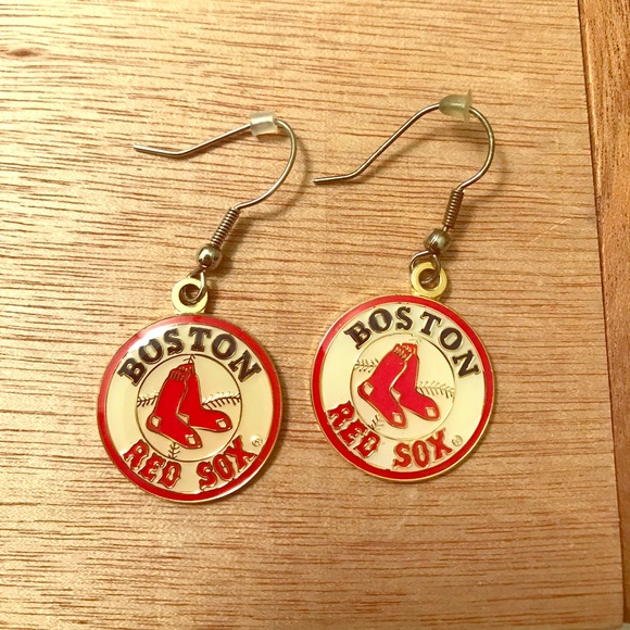 Boston Red Sox Earrings - Picture 1 of 2